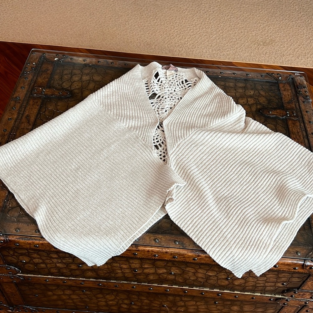 Free people wrap shawl crochet oatmeal womens